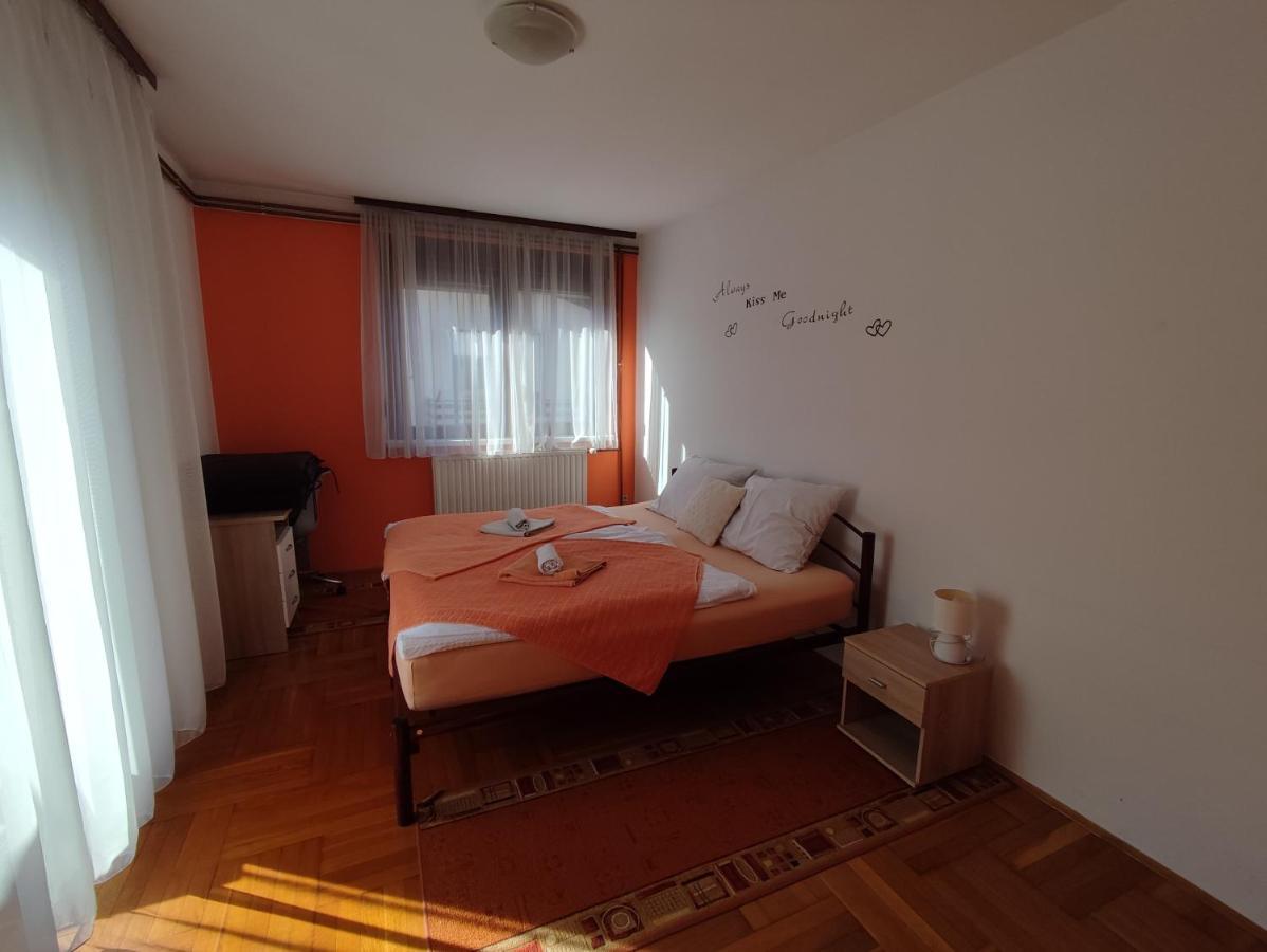 Apartments & Rooms 4 Rijeke 카를로바츠 외부 사진