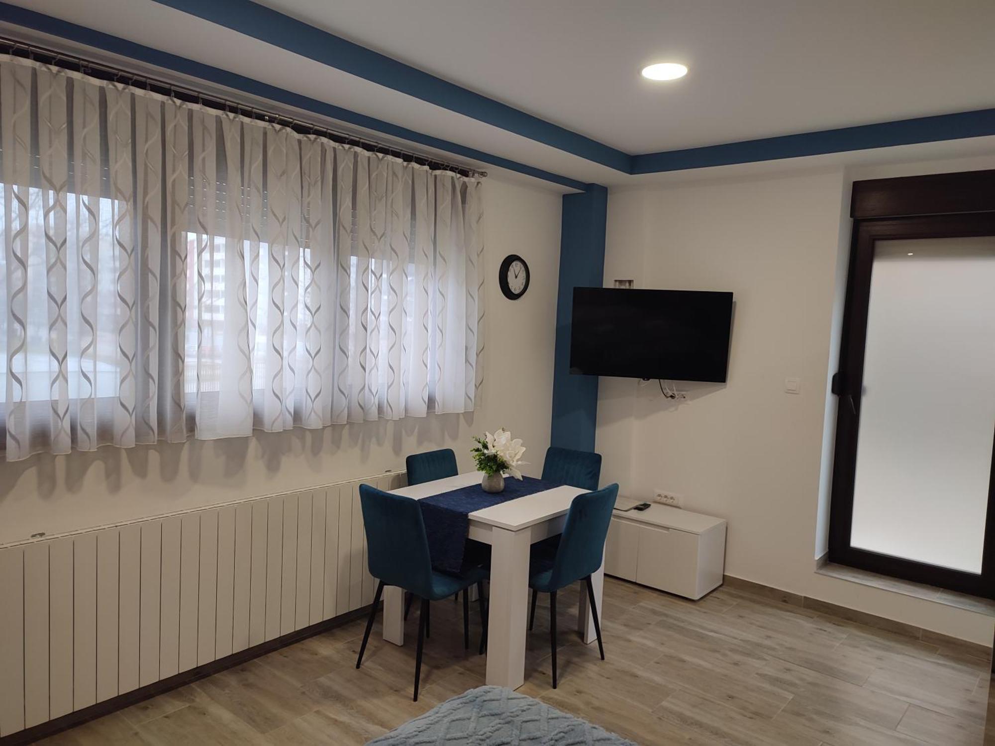 Apartments & Rooms 4 Rijeke 카를로바츠 외부 사진