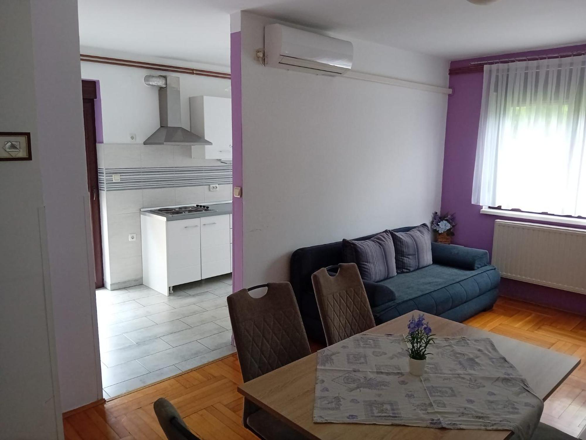 Apartments & Rooms 4 Rijeke 카를로바츠 외부 사진