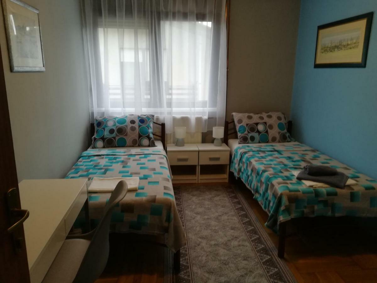 Apartments & Rooms 4 Rijeke 카를로바츠 외부 사진